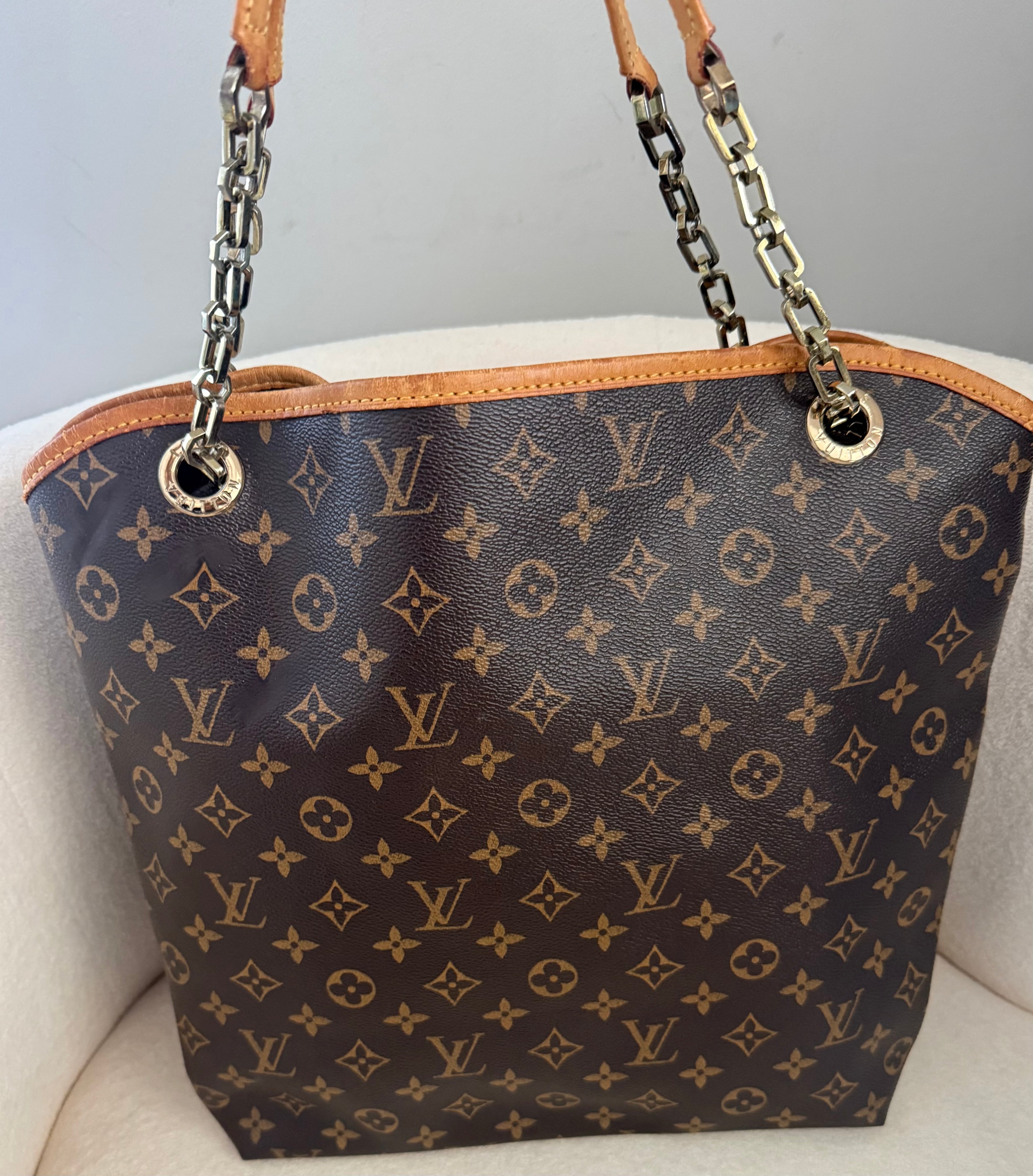 L-Tote Large with Flaw-PRE-loved