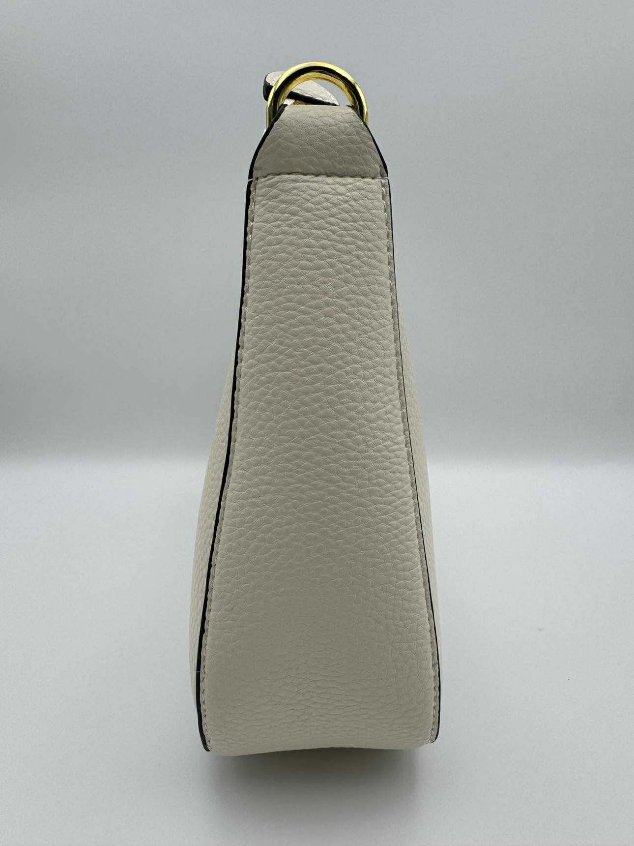 PR- Crossbody White- Studio 1