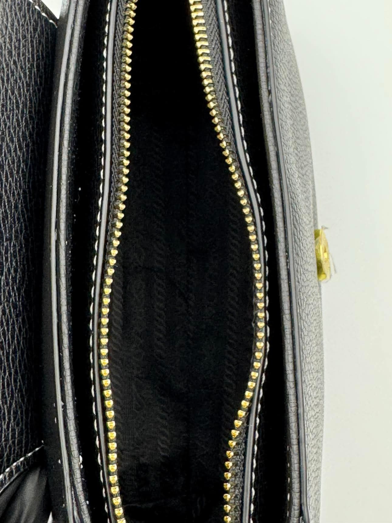 PR-Crossbody Black - Studio 1