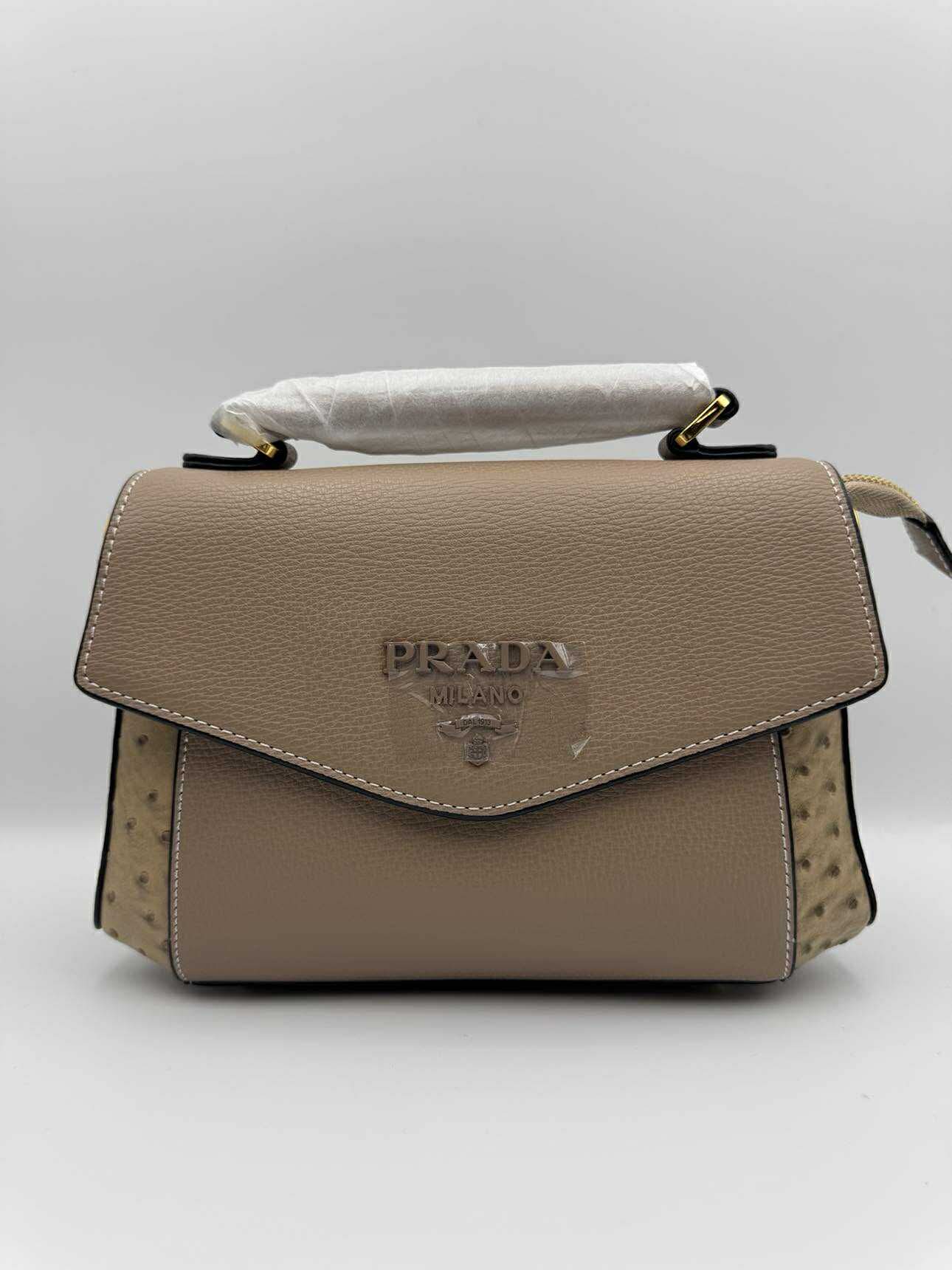 PR-Crossbody Apricot - Studio 1
