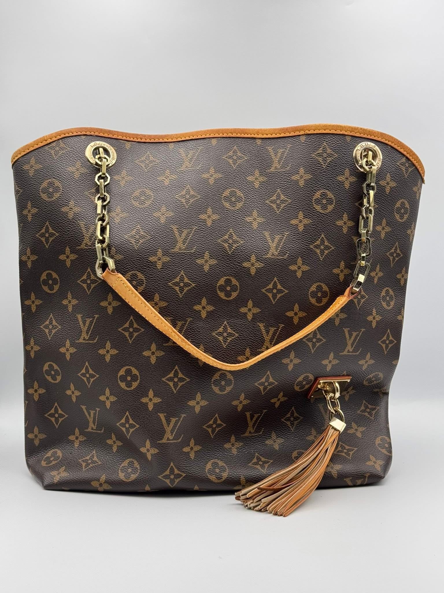 L-Tote Large with Flaw-PRE-loved