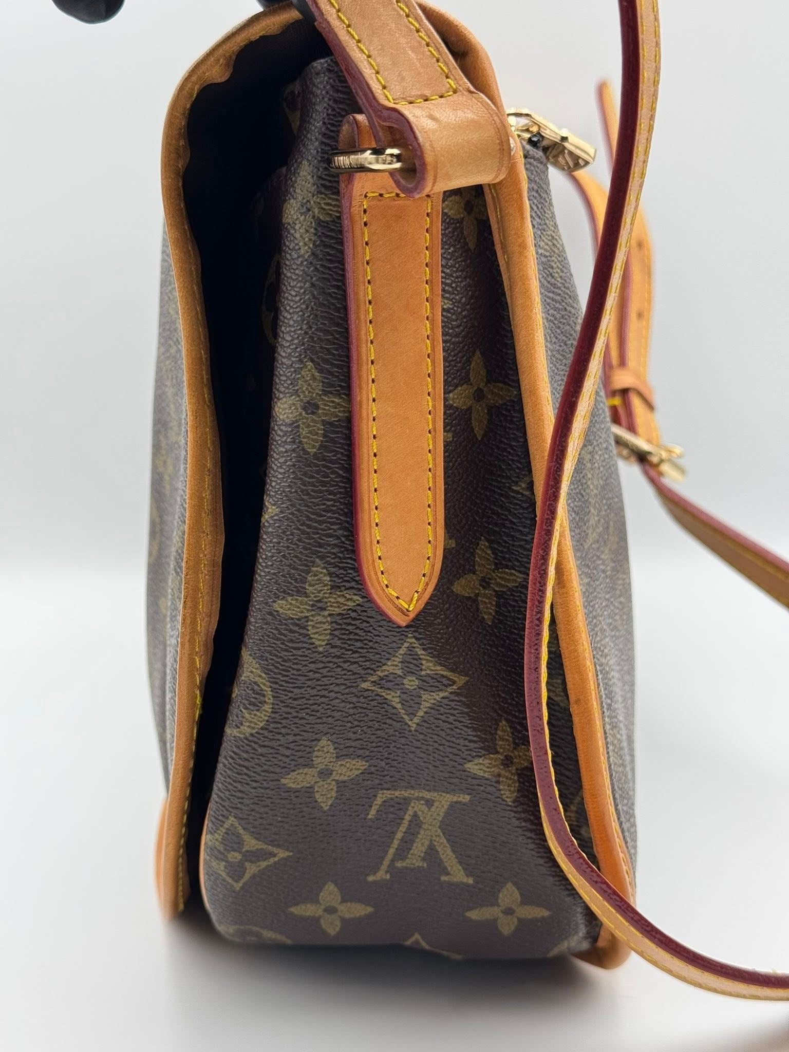 L-Large Flap - PRE-loved