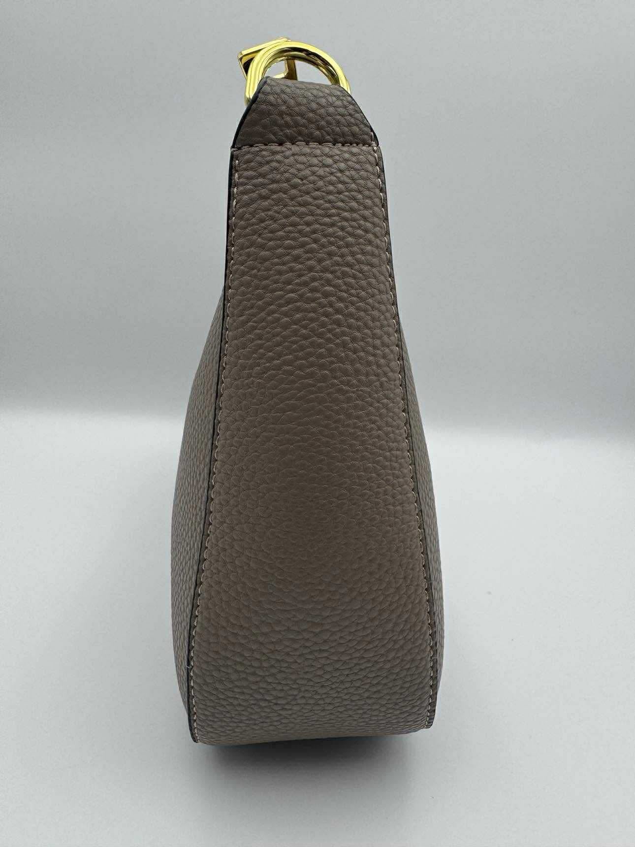 PR- Crossbody Taupe - Studio 1