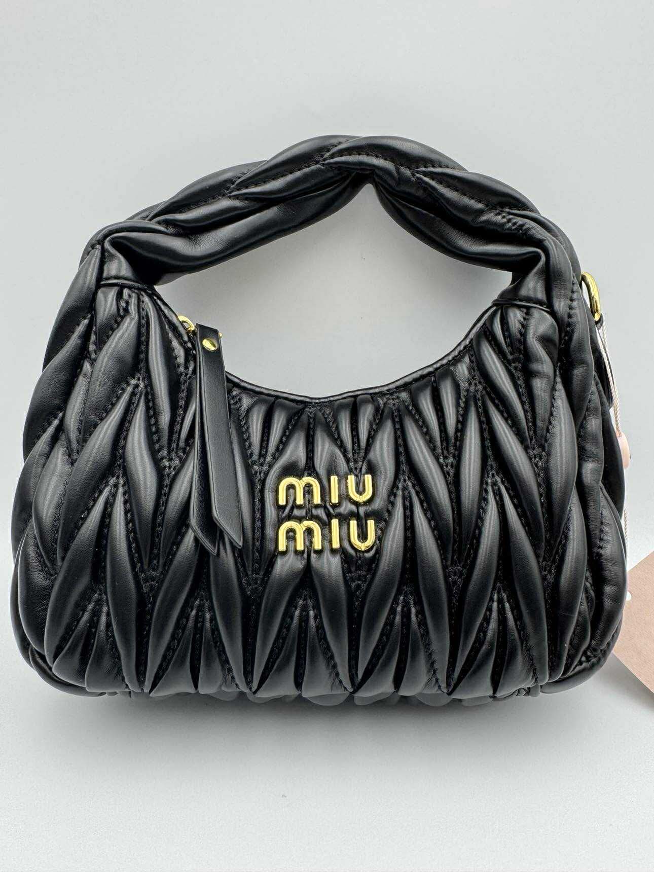 MM-Wander Black - Studio 1