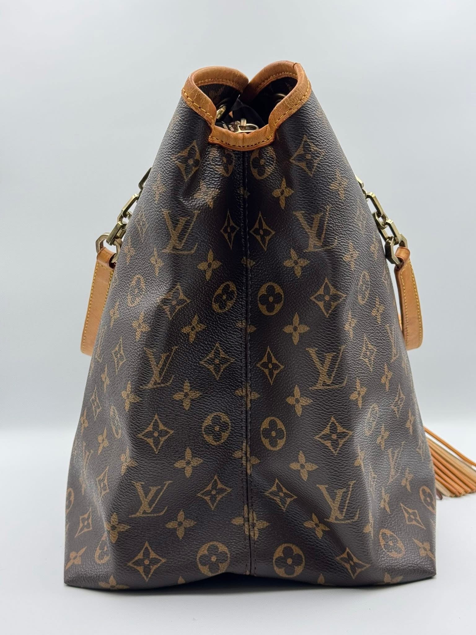 L-Tote Large with Flaw-PRE-loved