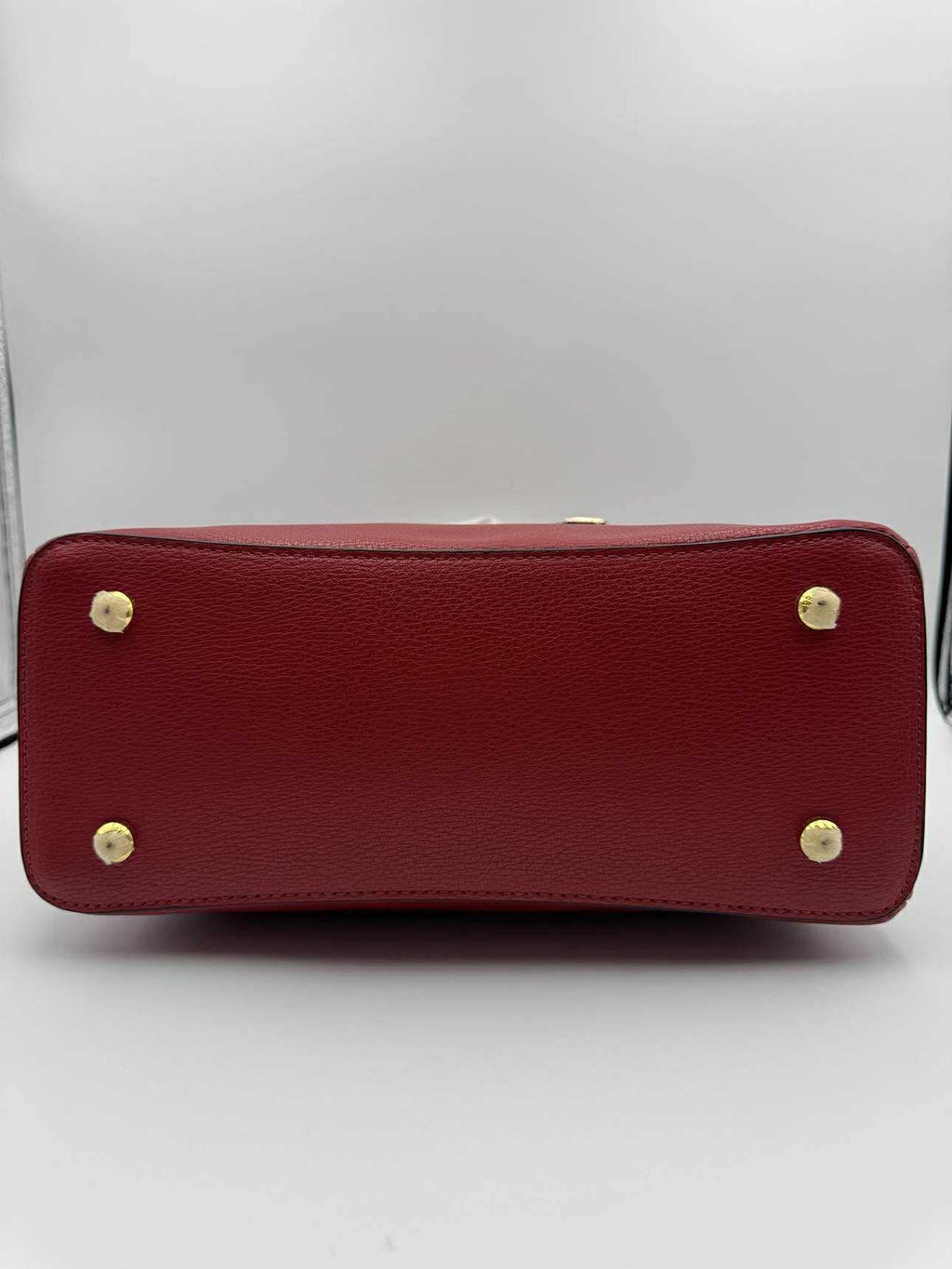PR-Handbag Red - Studio 1