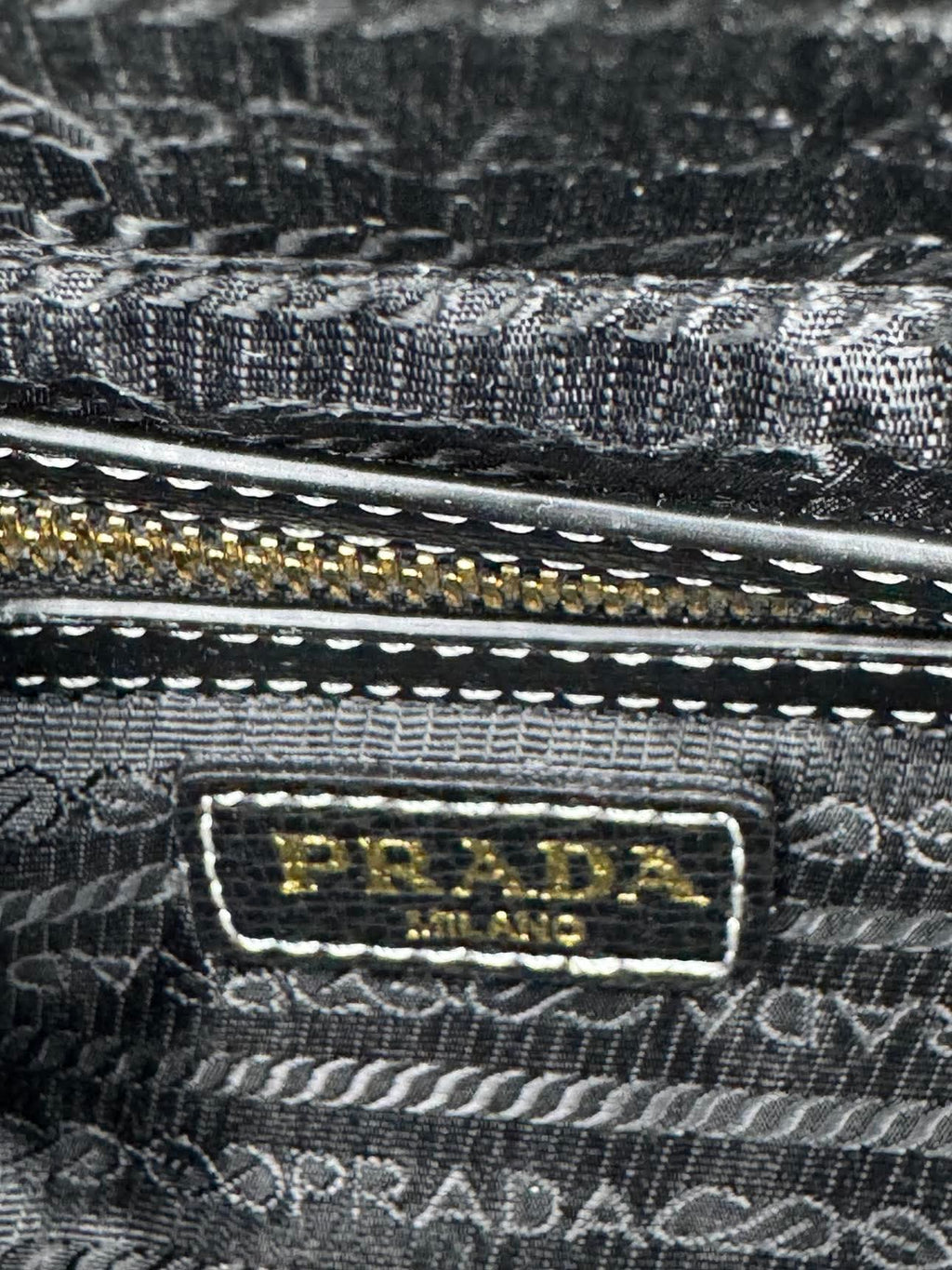 PR-Crossbody Black - Studio 1