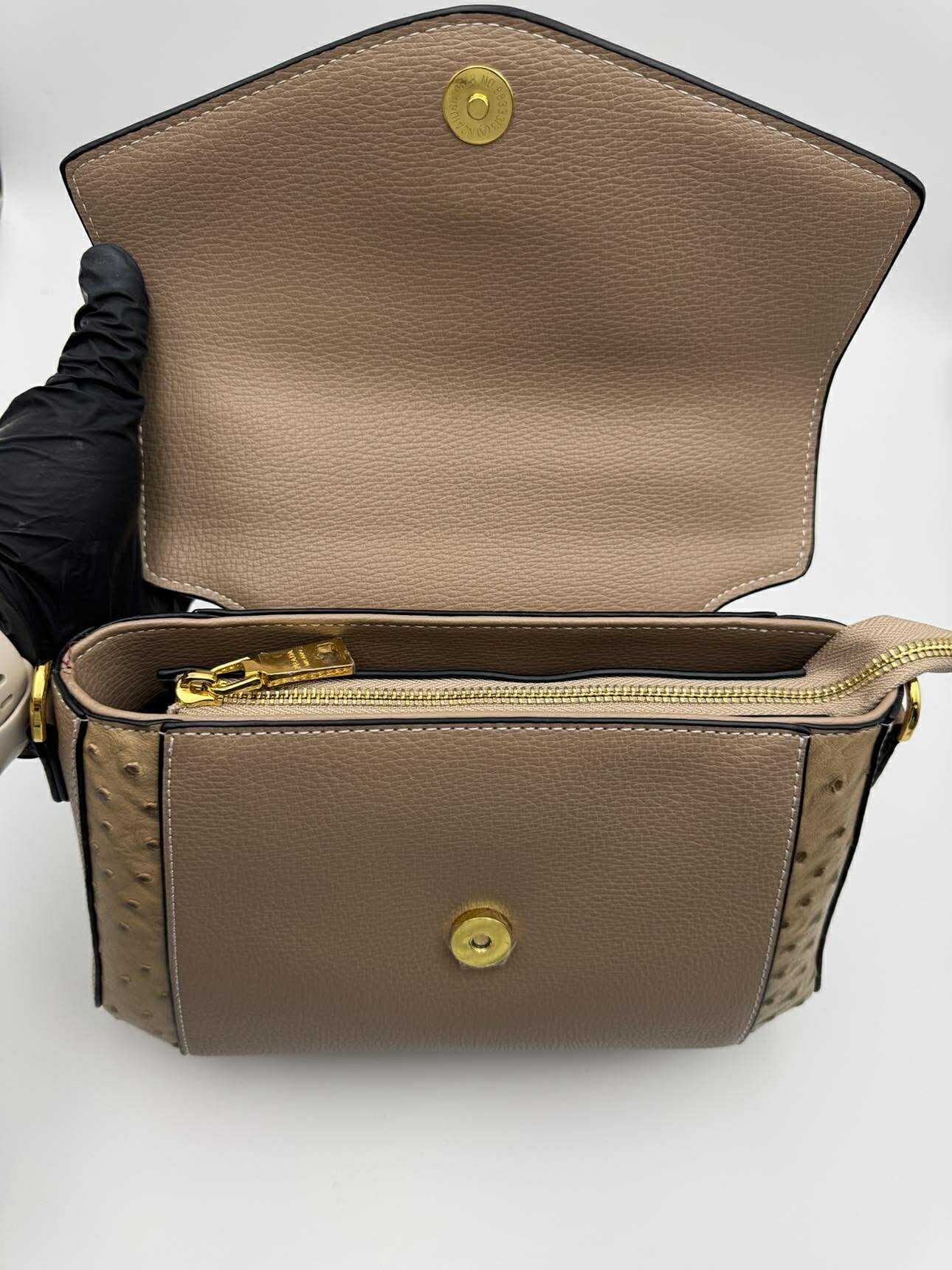 PR-Crossbody Apricot - Studio 1