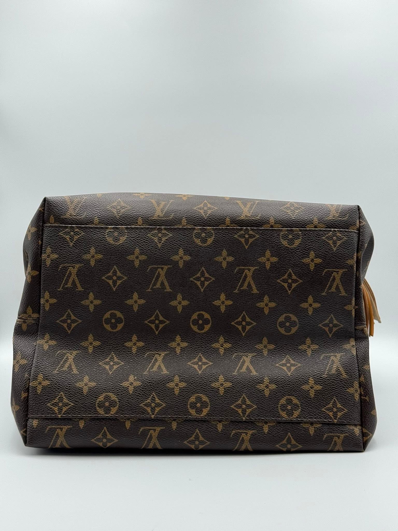 L-Tote Large with Flaw-PRE-loved